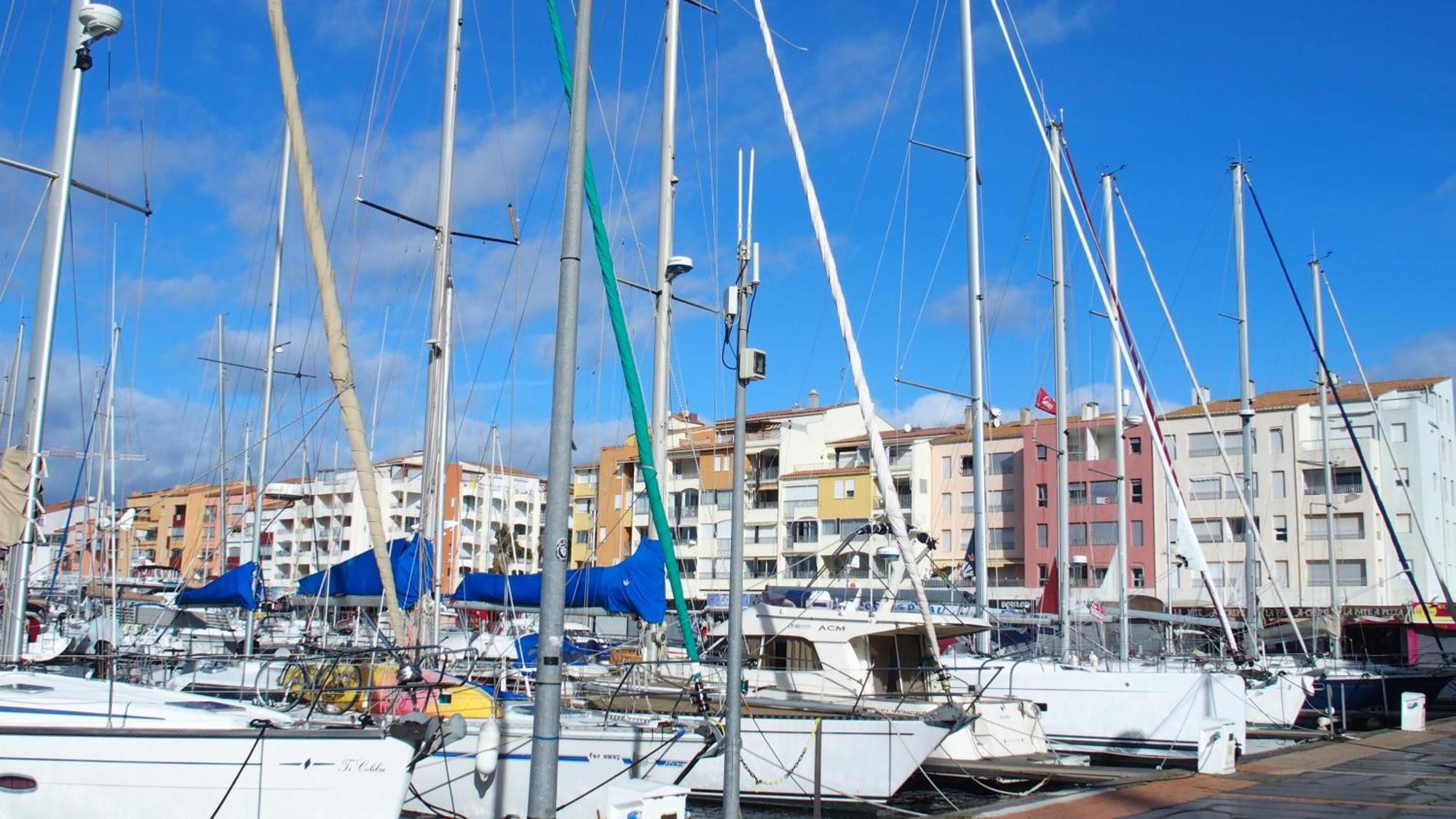 Grand Vue Panoramique Sur Le Port, Parking Prive *